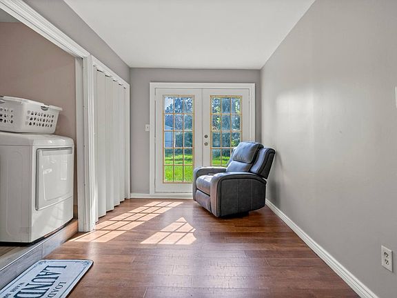 4th image of 5637 Dudley St