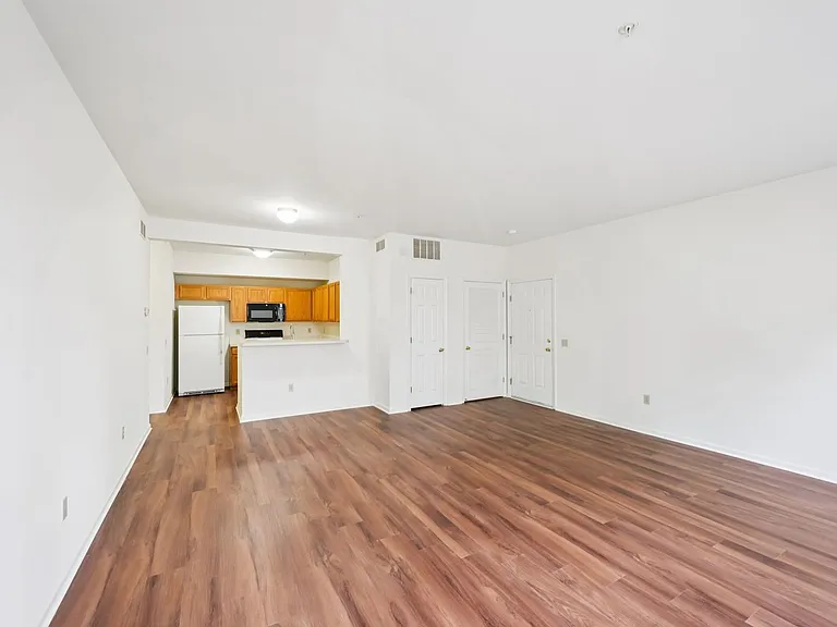 Spring Creek Apartments — Photo 21