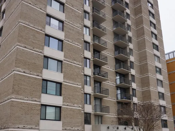 4 Monroe St APT 809, Rockville, MD 20850