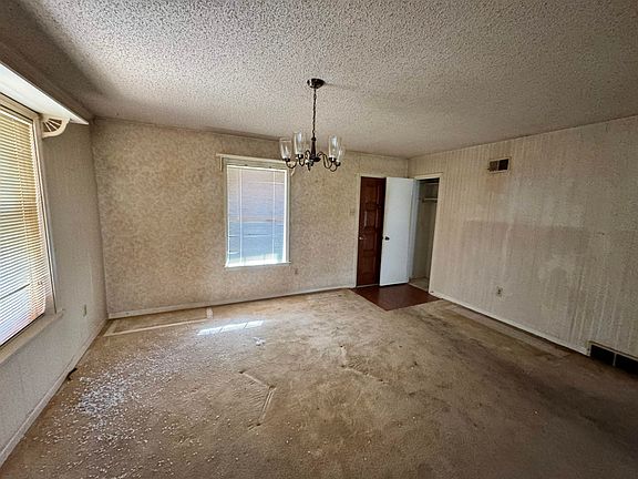 5th image of 2093 Wild Violet Dr
