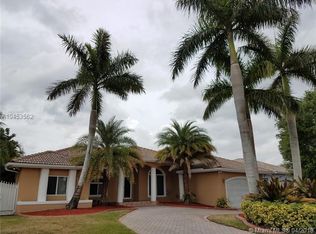 9970 NW 27th Ter, Doral, FL 33172