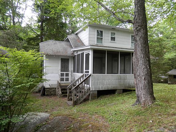 5th image of 328 Birch Hl