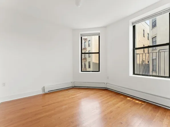 305 West 150th Street image 7 of 15