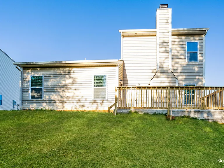 411 Smokehouse Ln — Photo 14