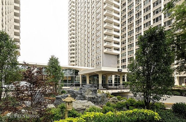 1st image of 4250 N Marine Dr APT 1133
