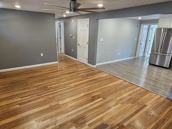 4th image of 18 Congress St Floor 1