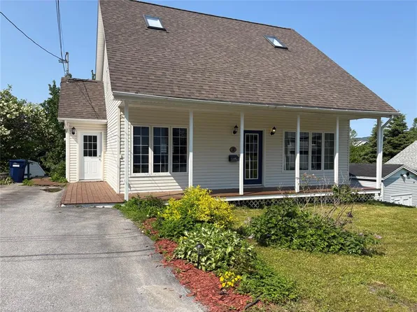 2 Clifton Road, Corner Brook, NL A2H3W8