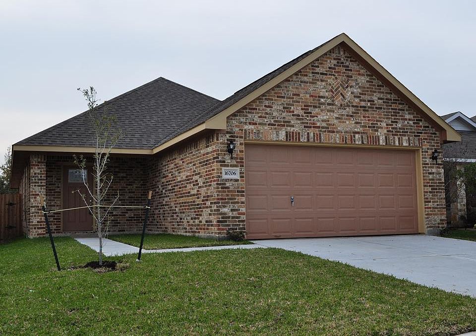 1st image of 16706 Sidonie Dr
