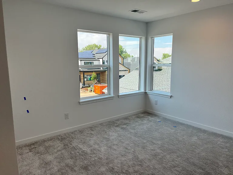 928 Saint Andrews Ln — Photo 10