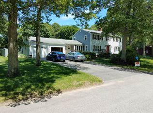 17 Heritage Rd, Barrington, RI 02806