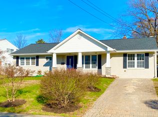 3609 Dannys Ln, Alexandria, VA 22311