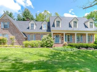 310 Leawood Dr, Frankfort, KY 40601