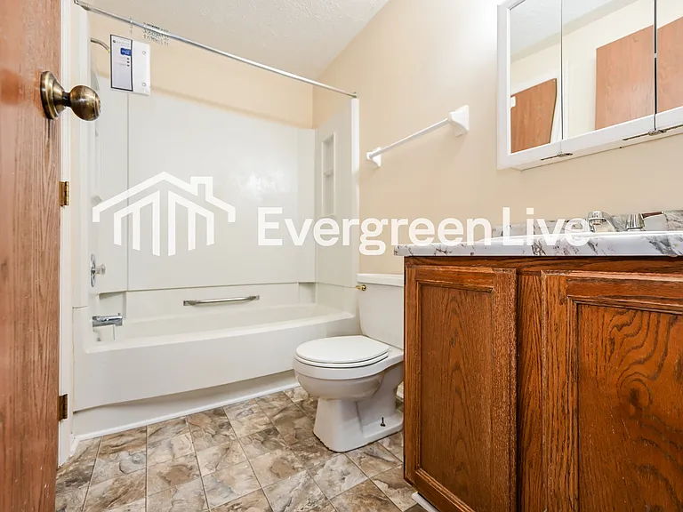 2976 Maureen Ct — Photo 13