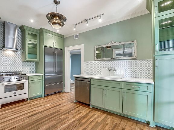 4th image of this home