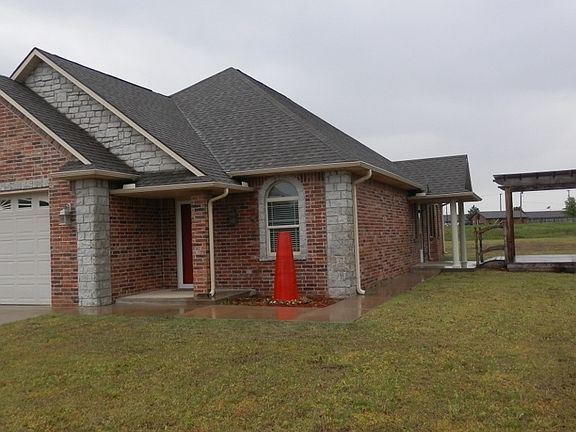 3rd image of 1032 Morning Glory Ln
