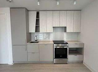 3883 Quartz Rd, Mississauga, ON L5B 3V6
