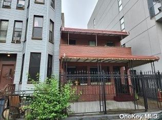 48 Stanhope St, Brooklyn, NY 11221