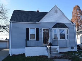 22801 Lambrecht Ave, Eastpointe, MI 48021