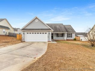5520 Rising Ridge Dr, Hope Mills, NC 28348
