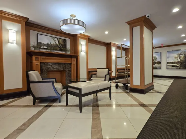 118-18 Union Turnpike image 27 of 29