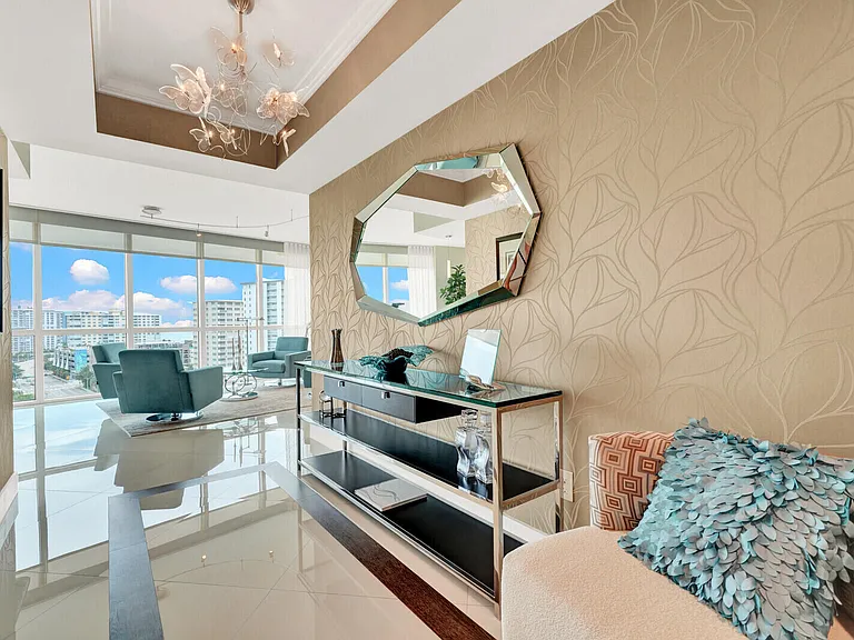 1 N Ocean Blvd #1007 — Photo 4