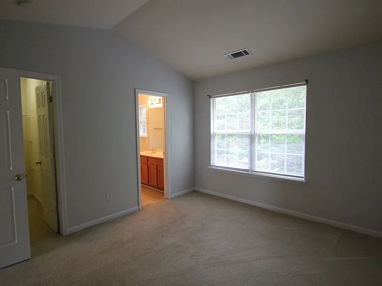 7309 Sun Dance Dr — Photo 28