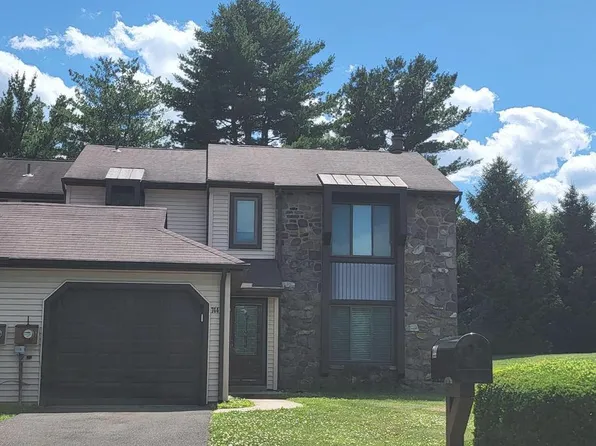 744 Newbury Ct, Southampton, PA 18966