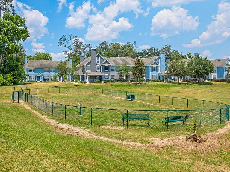Deerwood Village — Photo 16