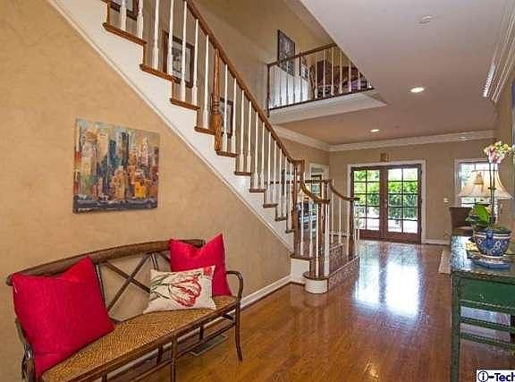 5th image of 305 Hermosa St