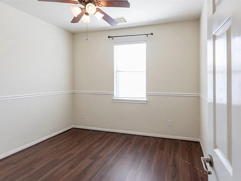 7003 Kendall Lake Ct — Photo 9