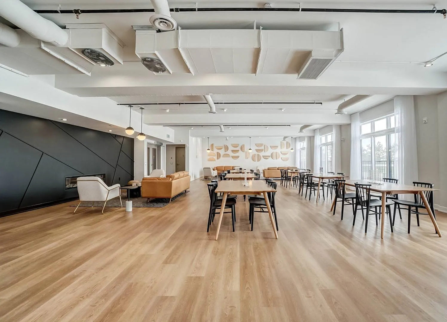 Center Park Apartments by Brigil — Photo 1
