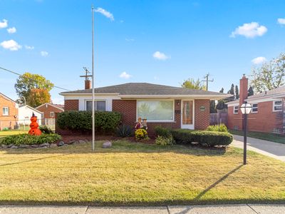 8565 Cardwell St, Westland, MI, 48185