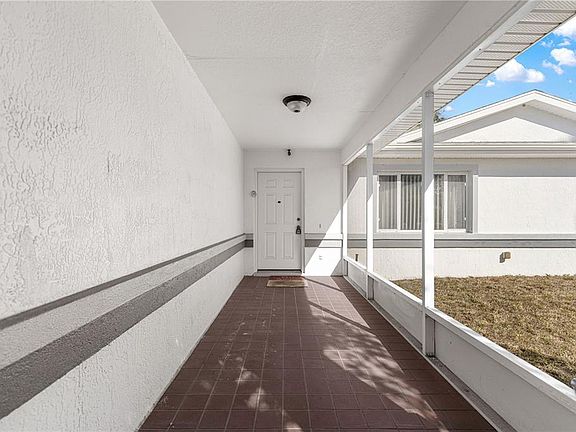 3rd image of 6115 SW 104th St