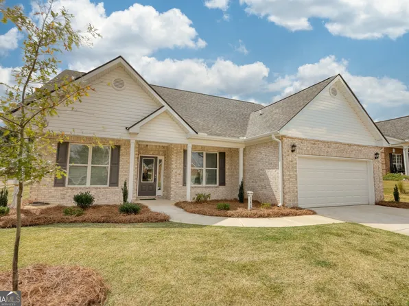 141 Park Place Trl, Social Circle, GA 30025