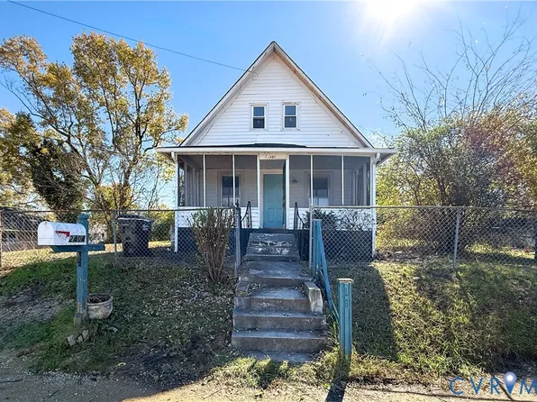 2404 Trenton St, Hopewell, VA 23860