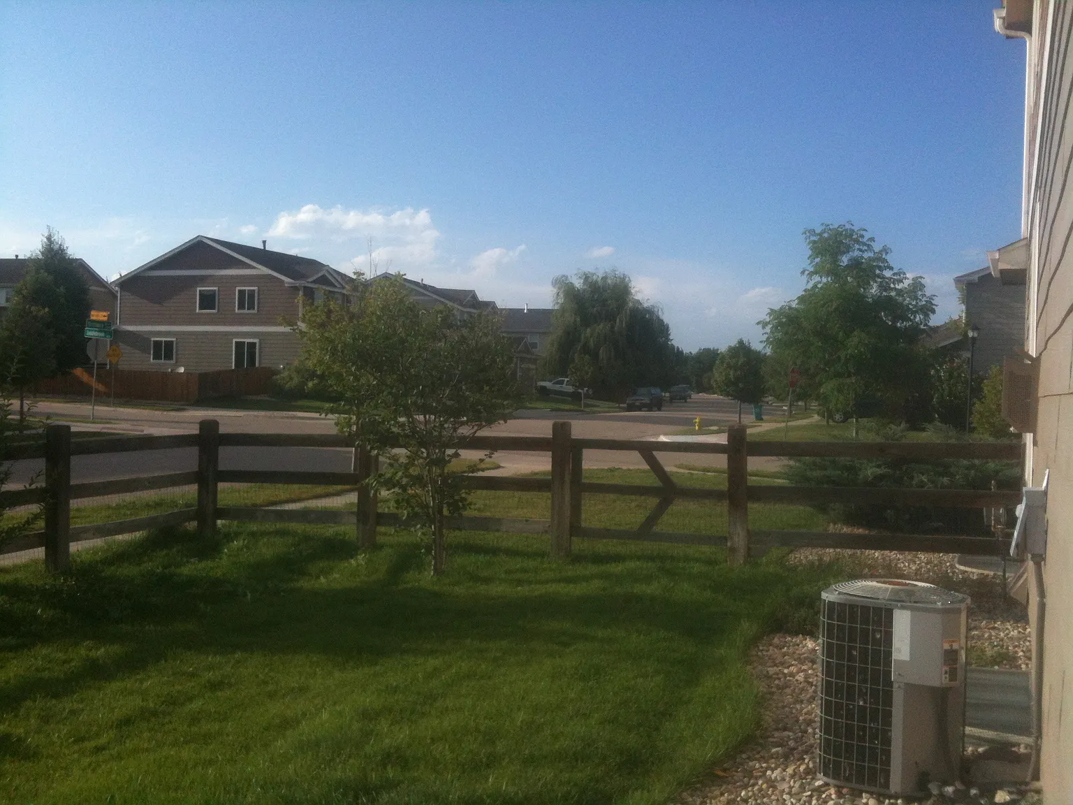 4 bed, 3686 sqft, $850 — Photo 3