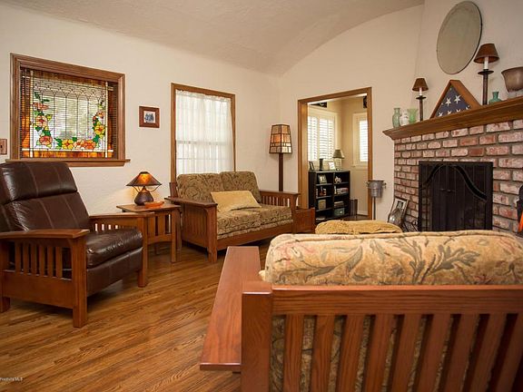 5th image of 3110 Altura Ave