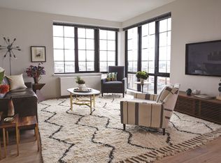 4550 Pearson St #2O, Long Island City, NY 11101