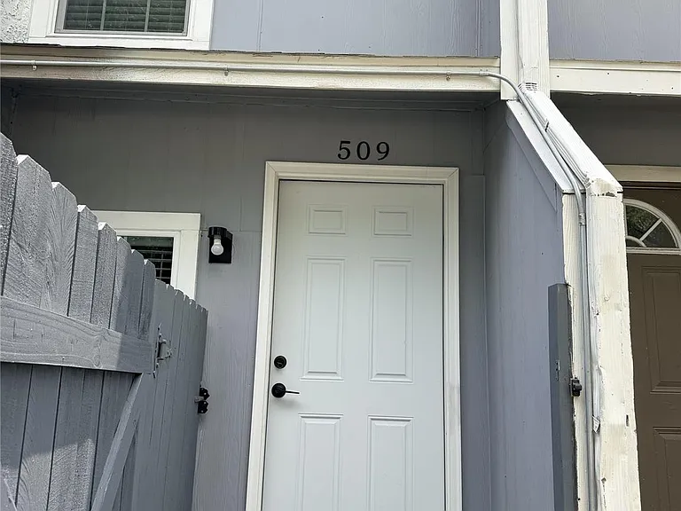 9550 Deering Dr #509 — Photo 21