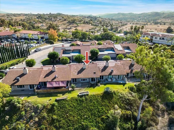 31948 Del Cielo Este APT 11, Bonsall, CA 92003