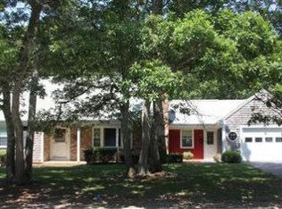 81 Hemeon Dr, West Yarmouth, MA 02673