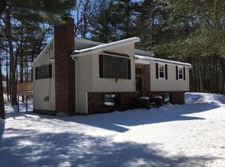 70 Dundee Dr, Bridgewater, MA 02324