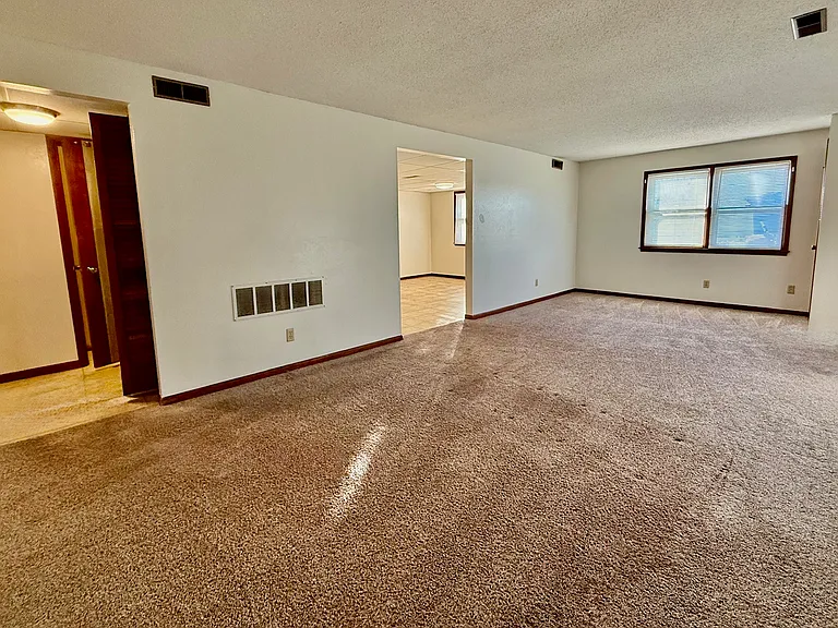 814 Cedar River Dr NW #A — Photo 4