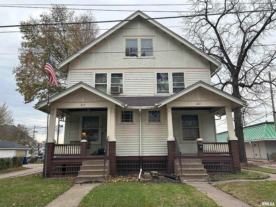 1st image of 221 W Pleasant St