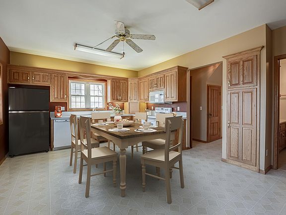 2nd image of 6655 County Road B