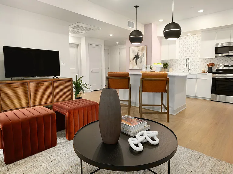 Millennium Apartments — Photo 33
