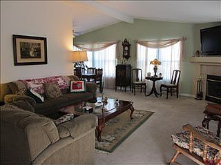 3rd image of 438 Mercury Dr