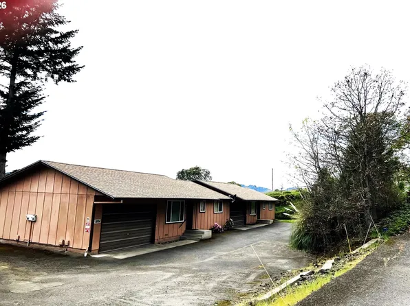 1804 NE Todd St, Roseburg, OR 97470