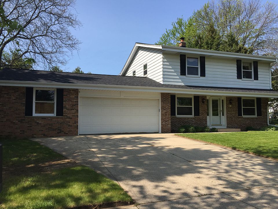 1st image of 112 W Walters Dr