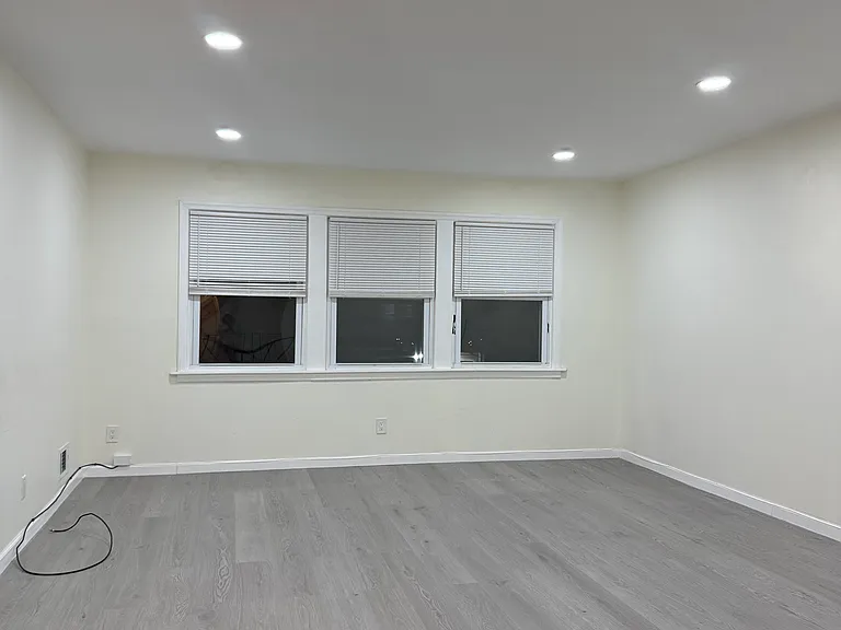 10 Briarwood Rd #2 — Photo 19